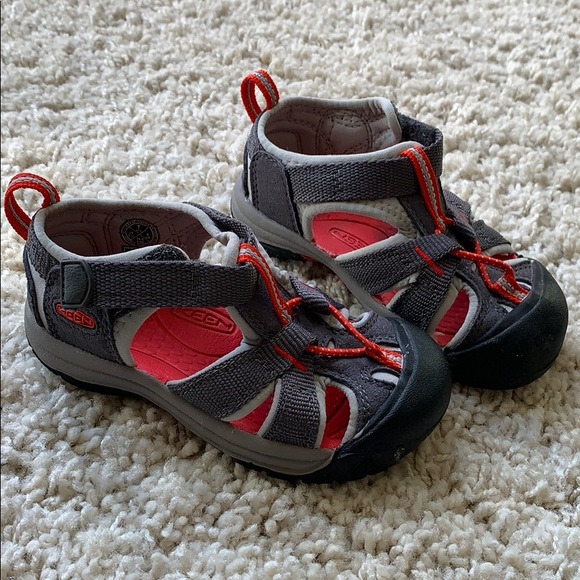 keen girls water shoes